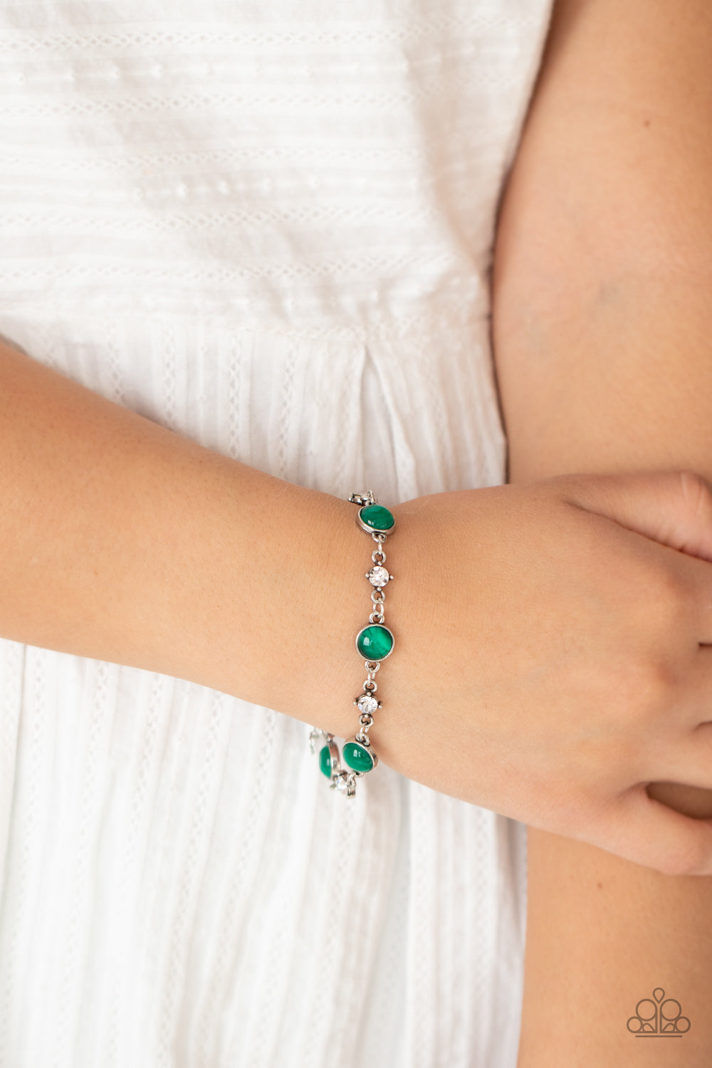 Paparazzi ♥ Use Your ILLUMINATION - Green ♥ Bracelet