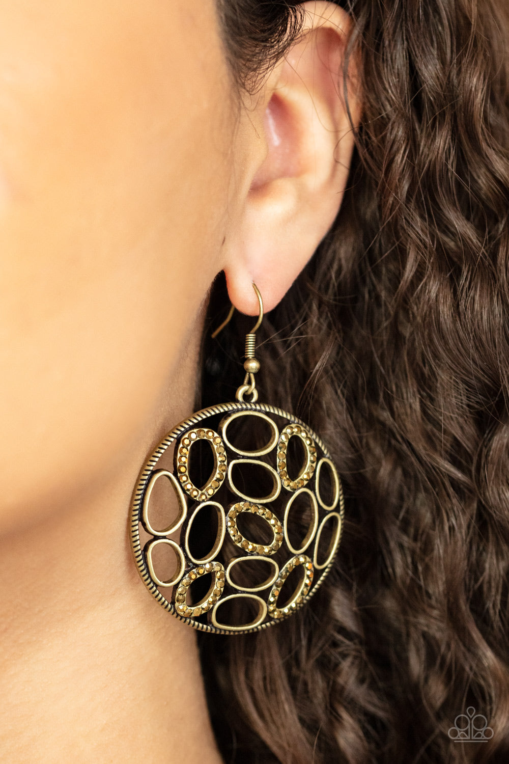 Paparazzi ♥ Watch OVAL Me - Brass ♥ Earrings