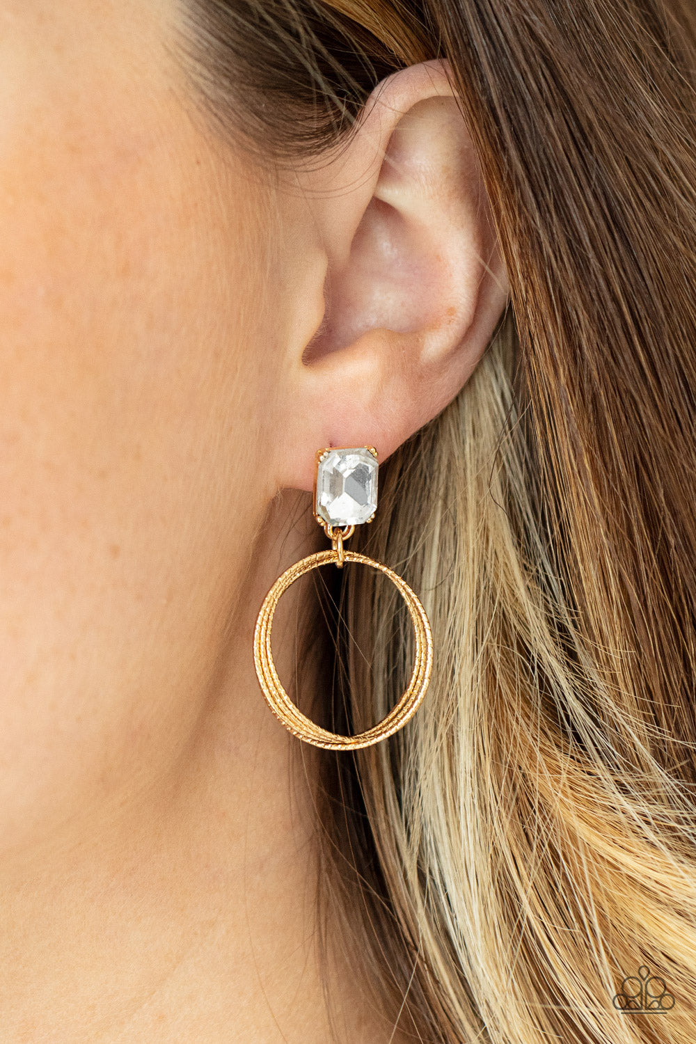 Paparazzi ♥ Prismatic Perfection - Gold ♥ Post Earrings