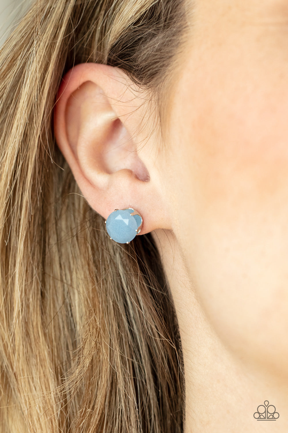 Paparazzi ♥ Simply Serendipity - Blue ♥ Post Earrings