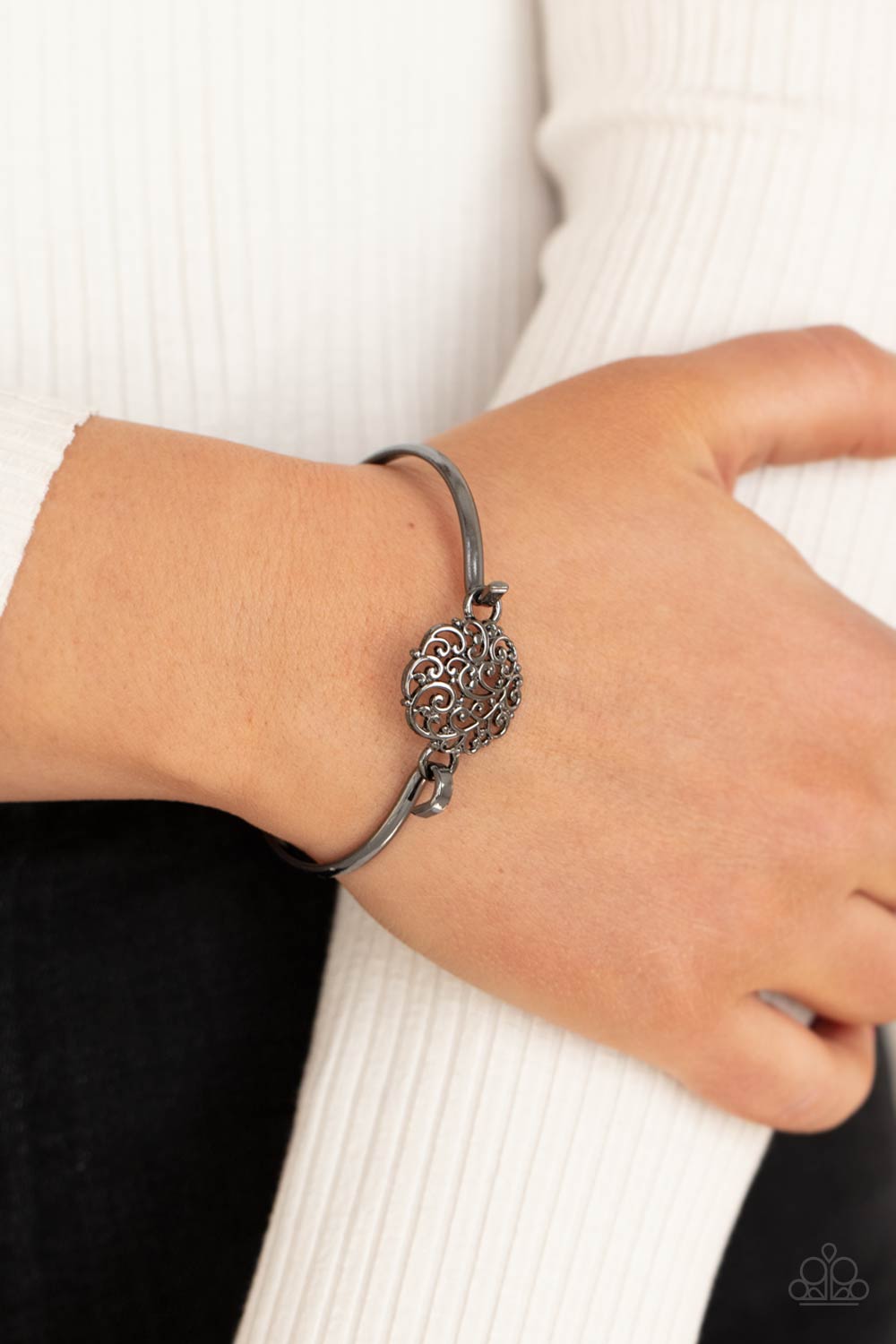 Paparazzi ♥ Filigree Fiesta - Black ♥ Bracelet