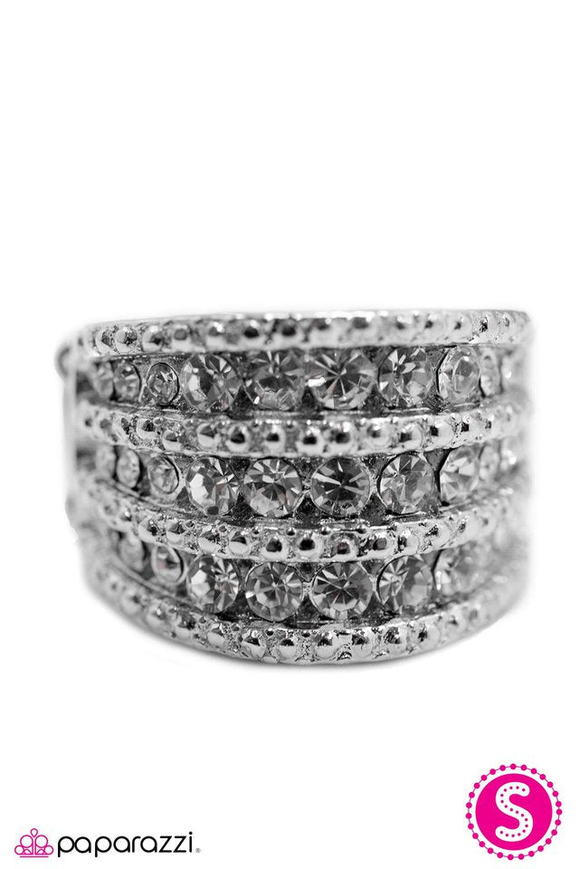 Paparazzi ♥ Million Dollar Baby - White ♥ Ring