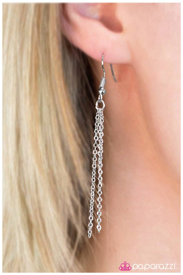 Paparazzi ♥ Finding Forever - Silver ♥ Necklace