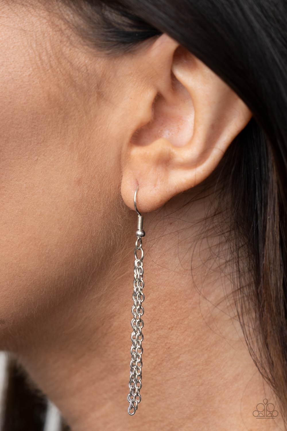 Paparazzi ♥ The Cool Mom - Silver ♥ Necklace