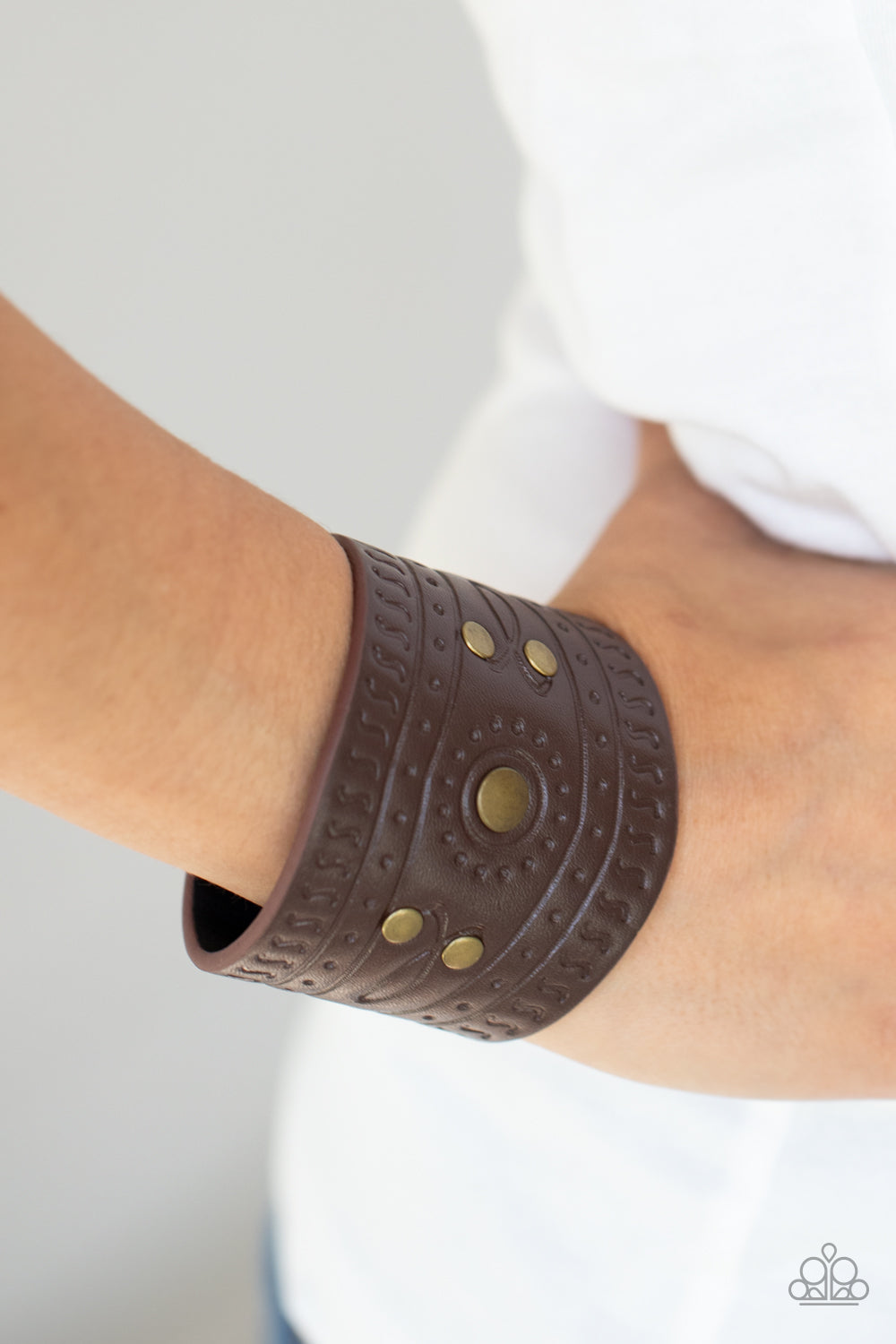 Paparazzi ♥ Orange County - Brass ♥ Bracelet