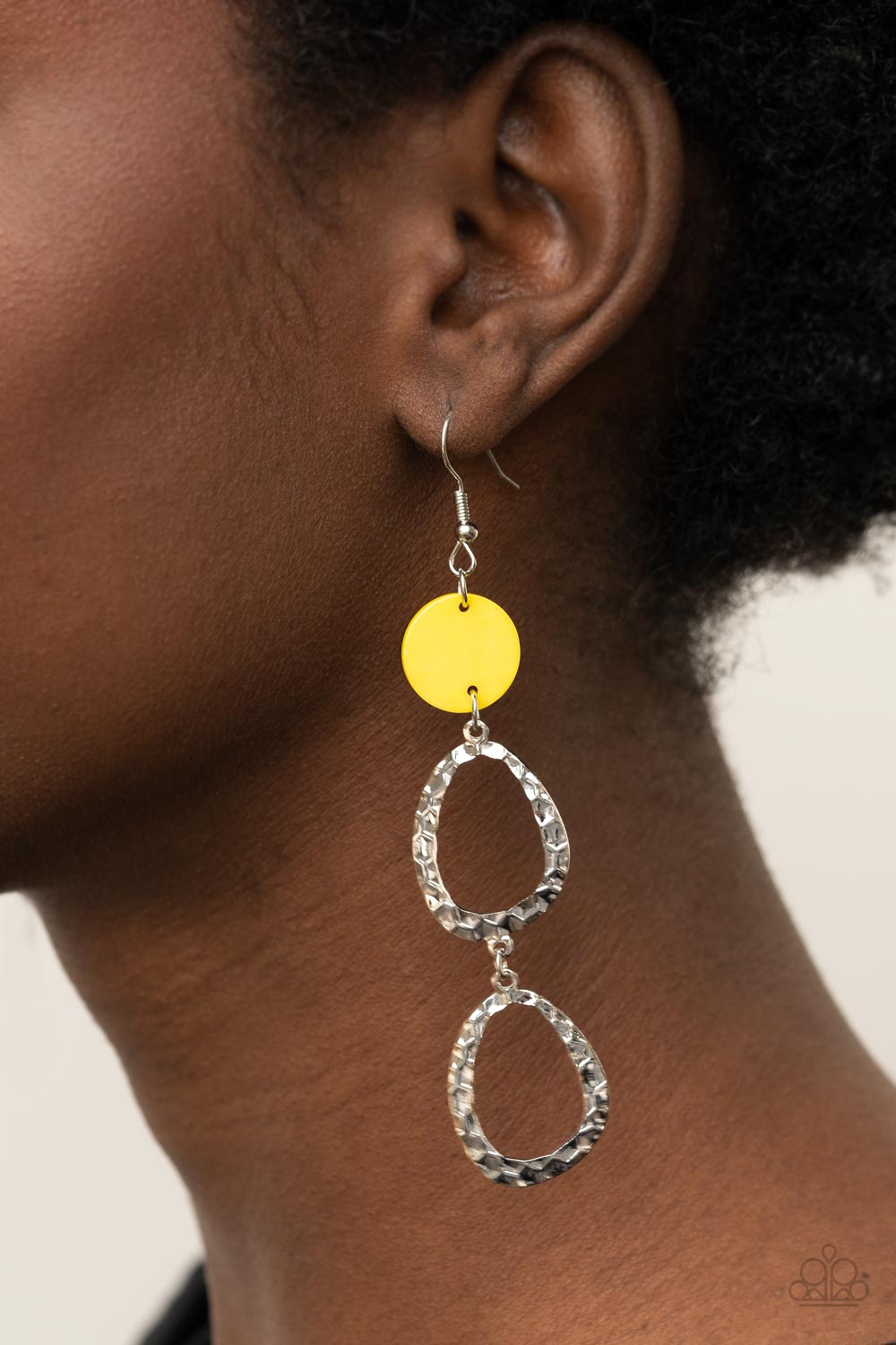 Paparazzi ♥ Surfside Shimmer - Yellow ♥ Earrings