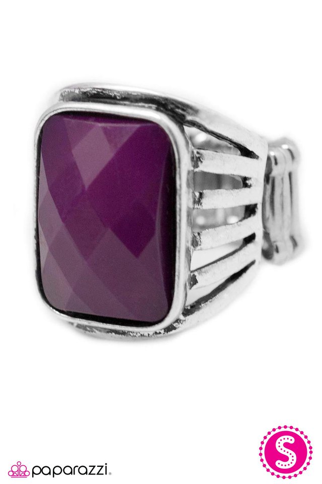 Paparazzi ♥ Scandalous Behavior - Purple ♥ Ring
