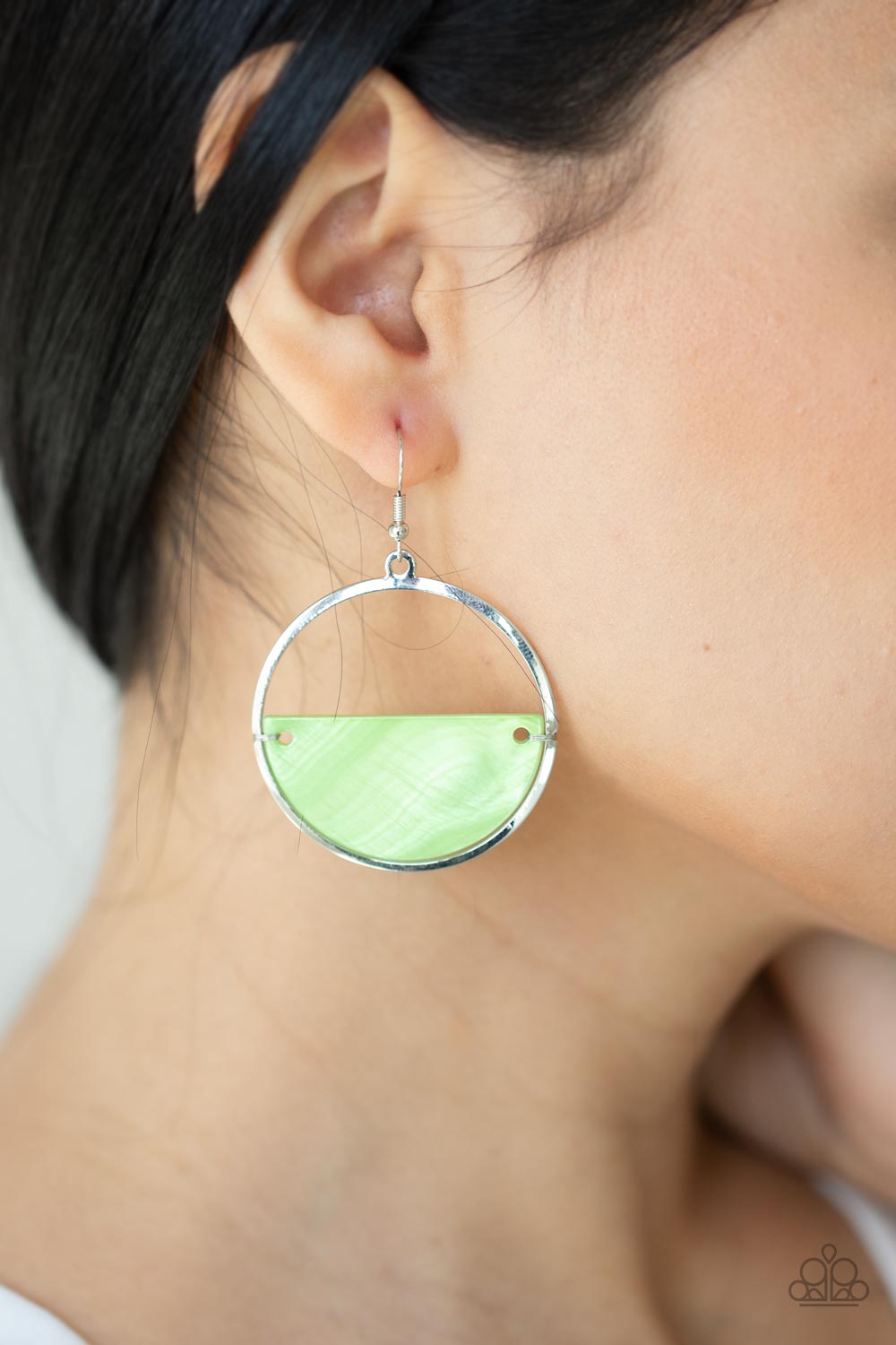 Paparazzi ♥ Seashore Vibes - Green ♥ Earrings