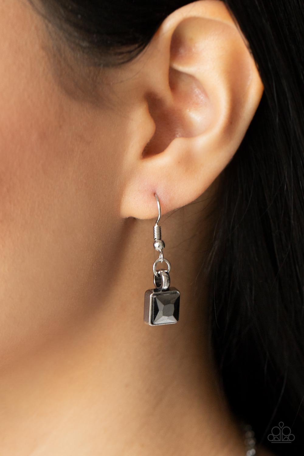 Paparazzi ♥ Graciously Audacious - Silver ♥ Necklace