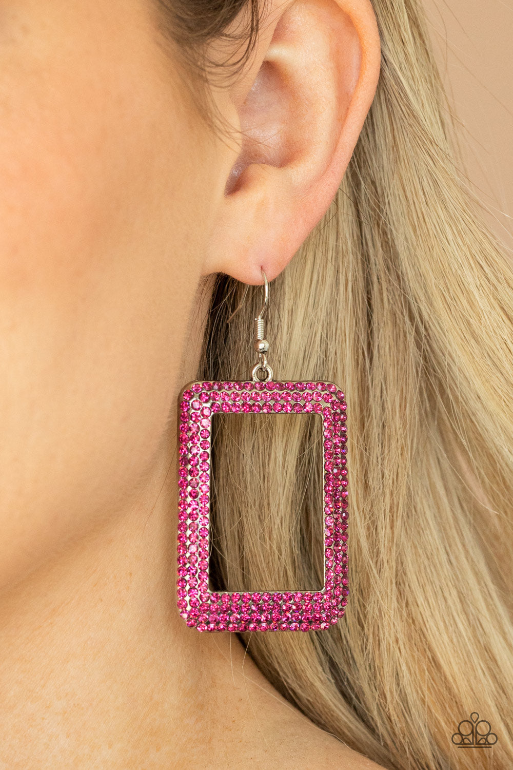 Paparazzi ♥ World FRAME-ous - Pink ♥ Earrings