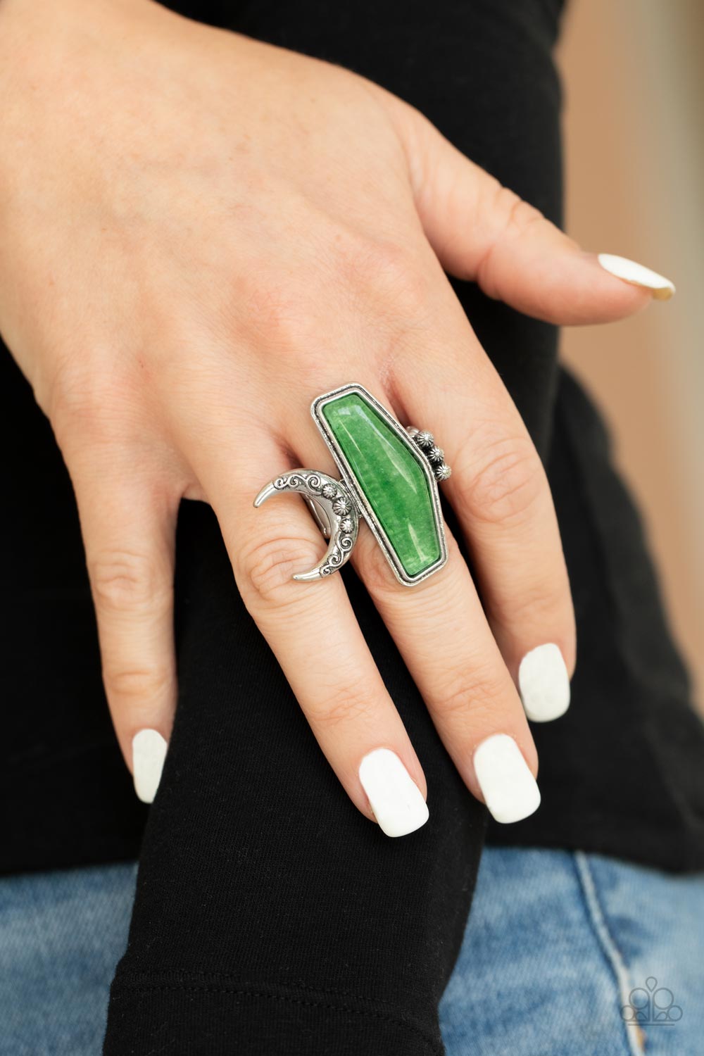 Paparazzi ♥ Cosmic Karma - Green ♥ Ring