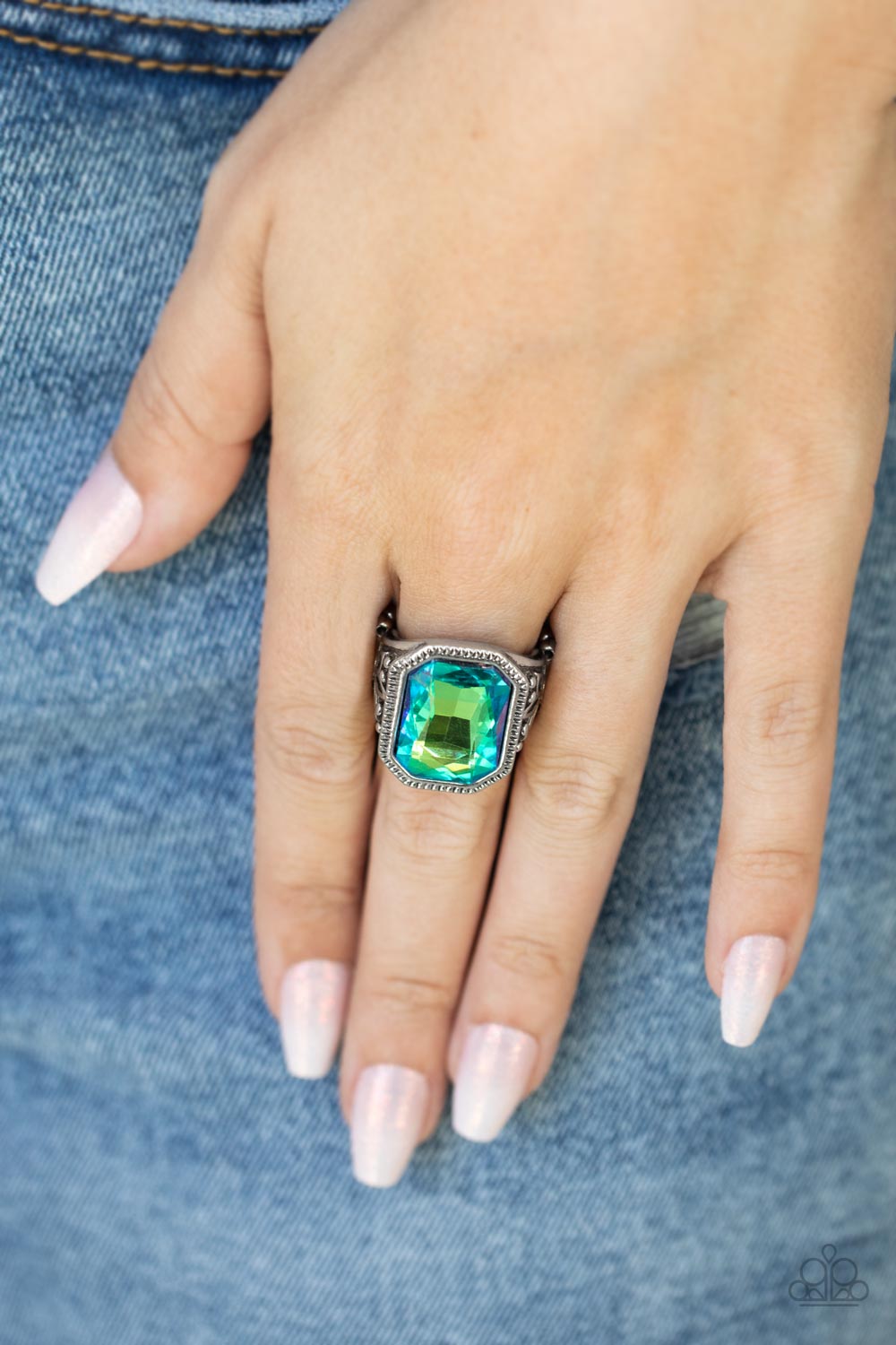 Paparazzi ♥ Galaxy Goddess - Green ♥ Ring