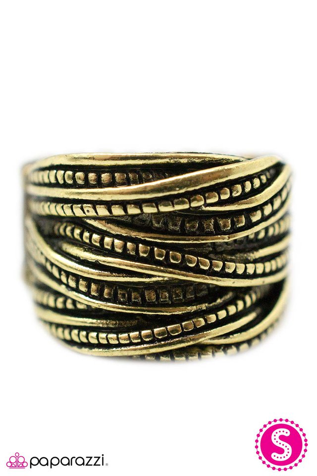 Paparazzi ♥ Striking A CORD - Brass ♥ Ring