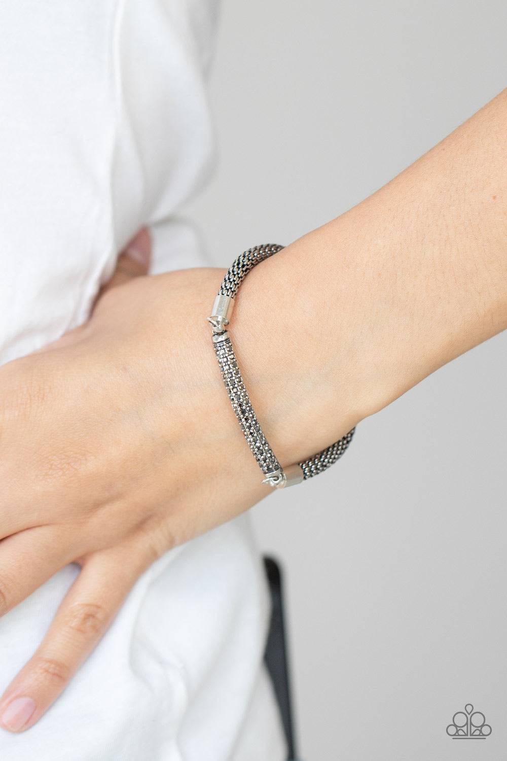 Paparazzi ♥ Fearlessly Unfiltered - Silver ♥ Bracelet
