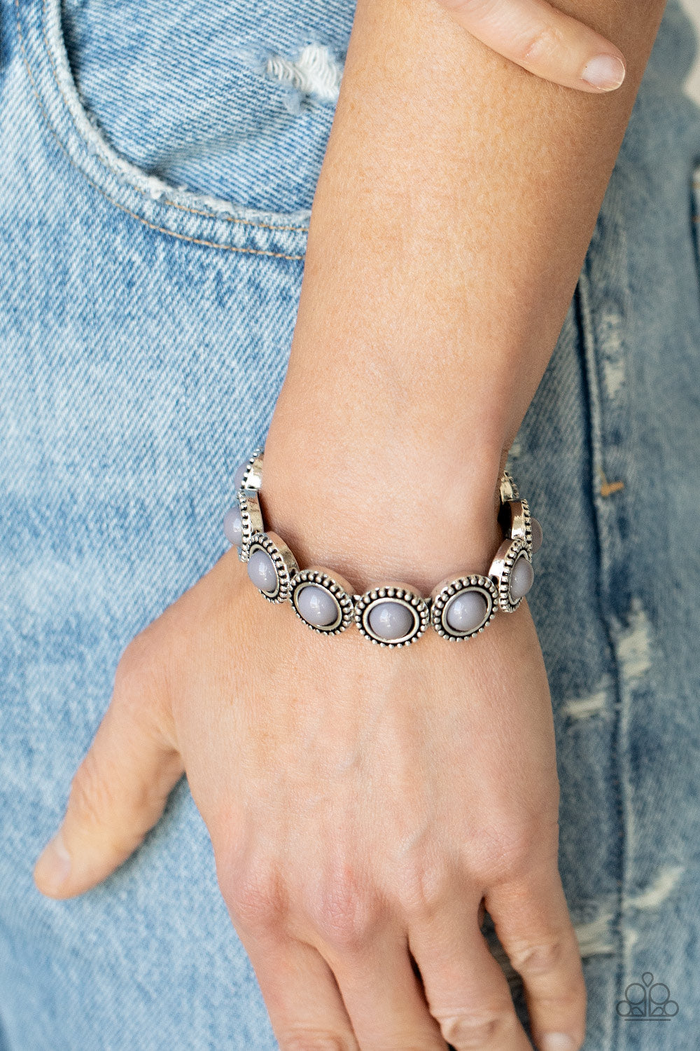 Paparazzi ♥ Polished Promenade - Silver ♥ Bracelet