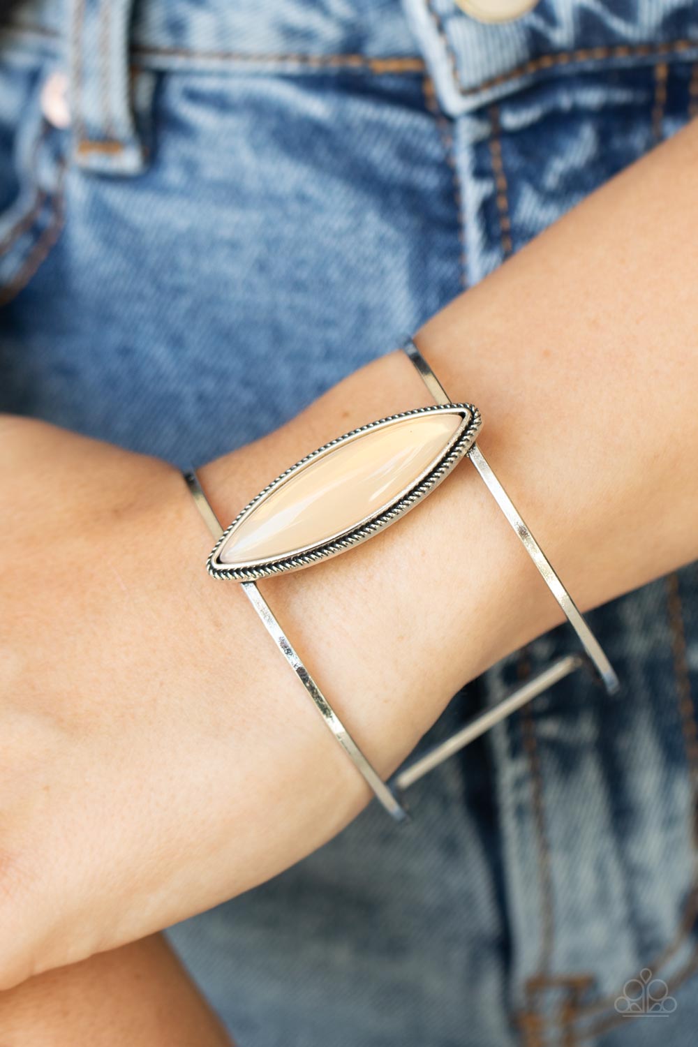 Paparazzi ♥ What You SEER Is What You Get - Brown ♥ Bracelet