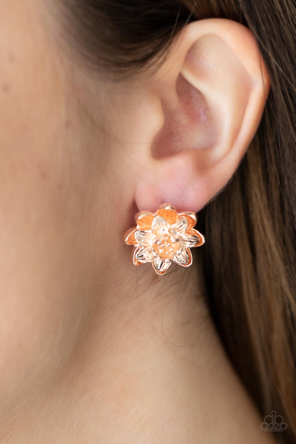Paparazzi ♥ Water Lily Love - Rose Gold ♥ Post Earrings