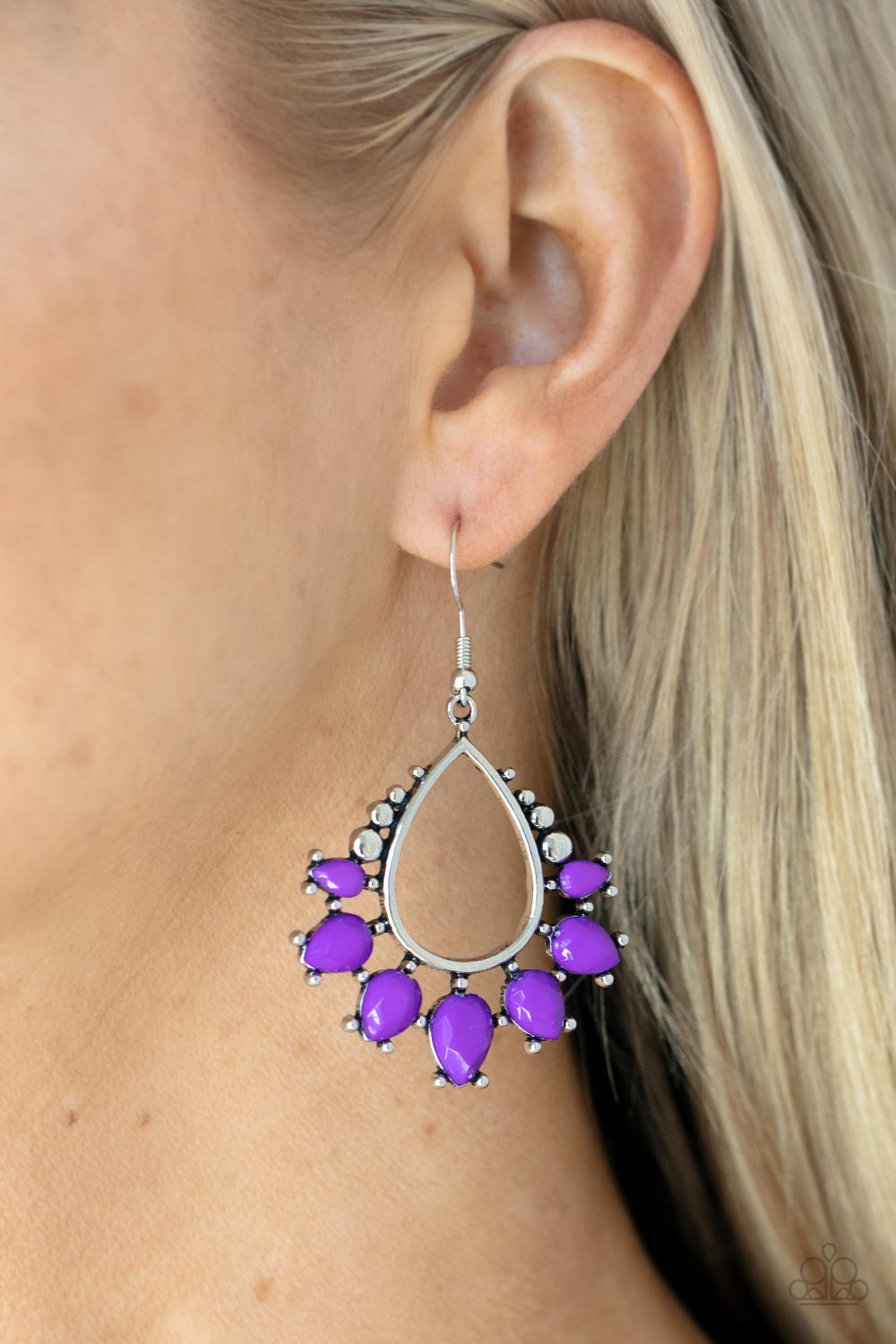 Paparazzi ♥ Flamboyant Ferocity - Purple ♥ Earrings
