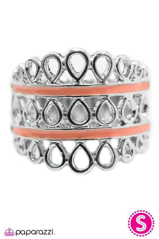 Paparazzi ♥ Stole the Crown - Orange ♥ Ring