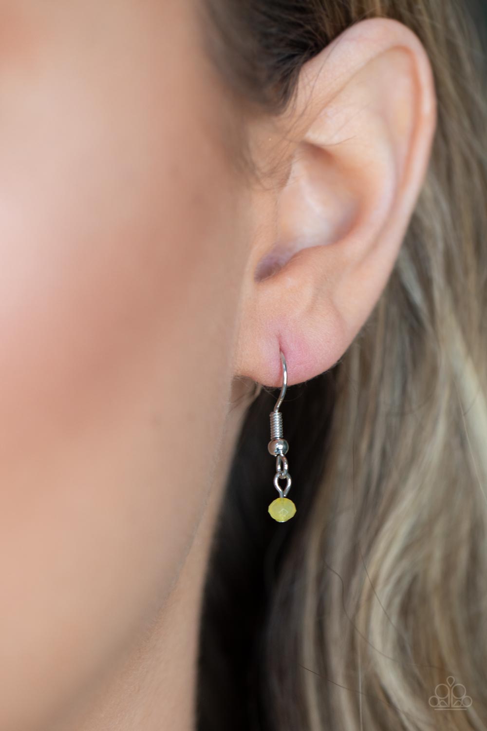 Paparazzi ♥ Frond Fantasy - Yellow ♥ Necklace