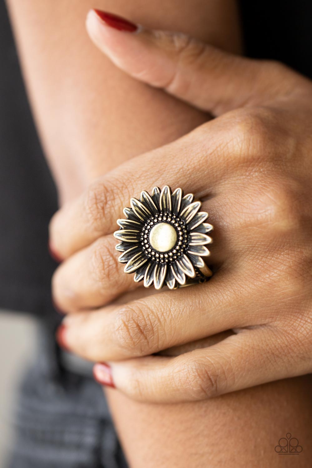 Paparazzi ♥ Farmstead Fashion - Brass ♥ Ring