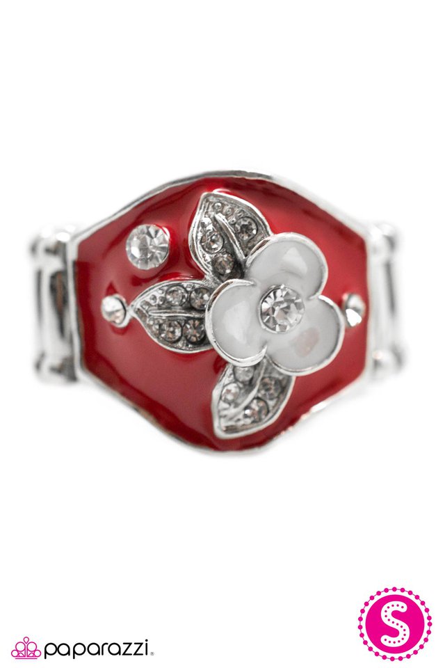 Paparazzi ♥ Seagull Lily - Red ♥ Ring