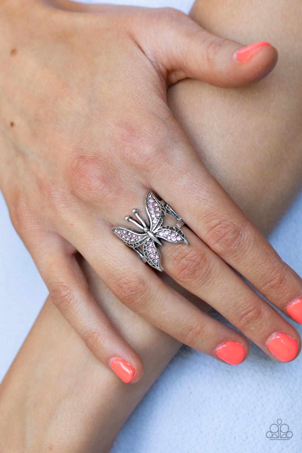 Paparazzi ♥ Blinged Out Butterfly - Pink ♥ Ring