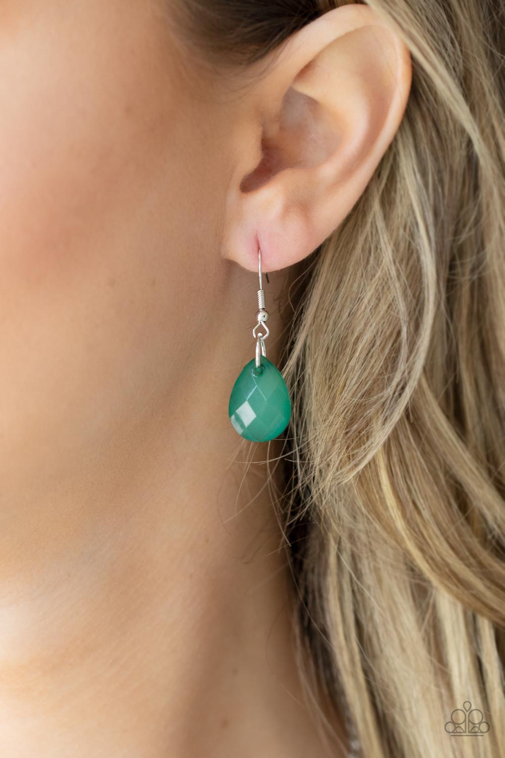 Paparazzi ♥ Front Row Flamboyance - Green ♥ Necklace