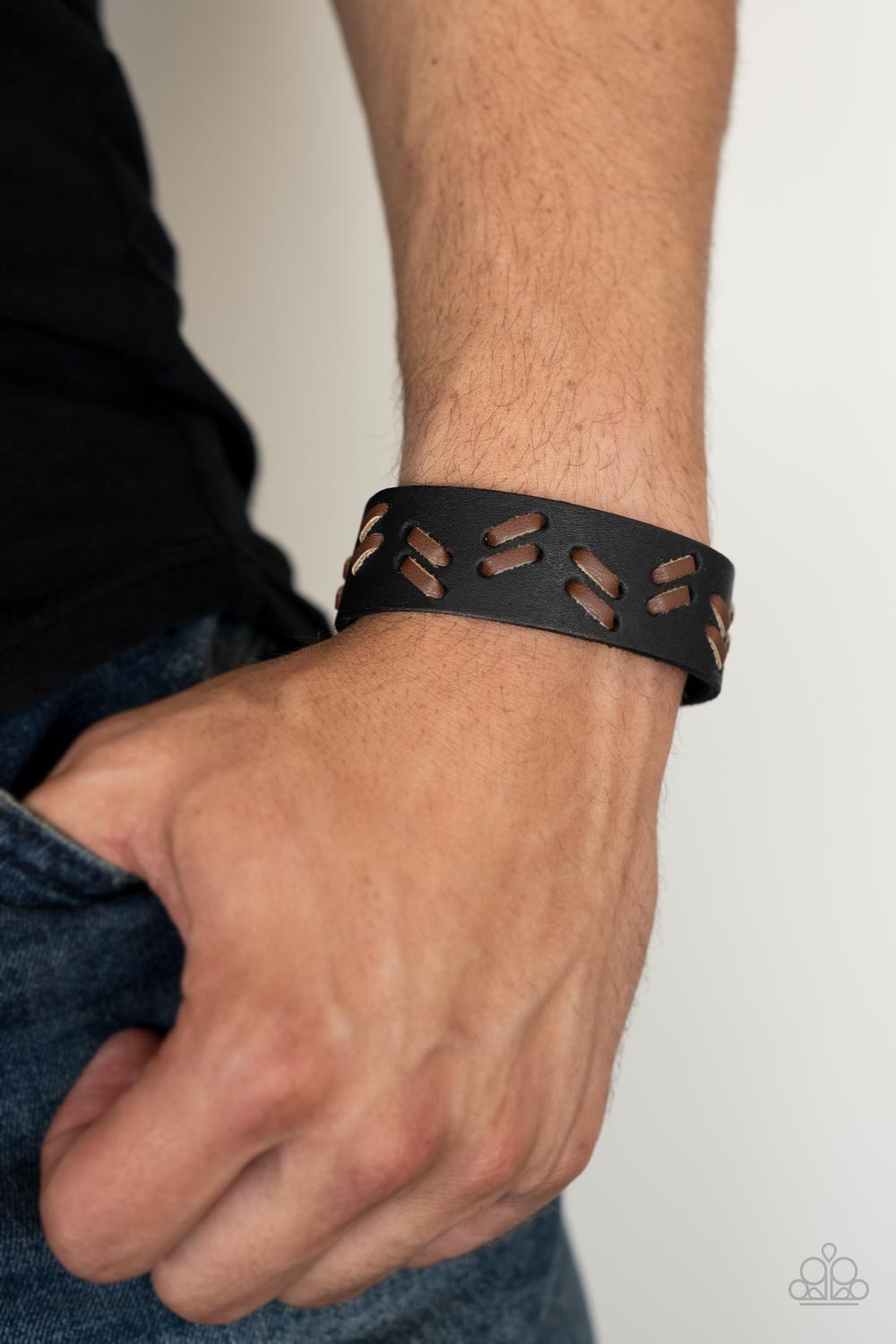 Paparazzi ♥ Suburban Wrangler - Black ♥ Mens Bracelet