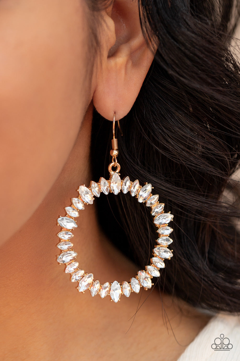 Paparazzi ♥ Glowing Reviews - Gold ♥ Earrings