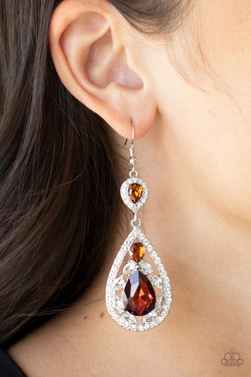 Paparazzi ♥ Posh Pageantry - Brown ♥ Earrings