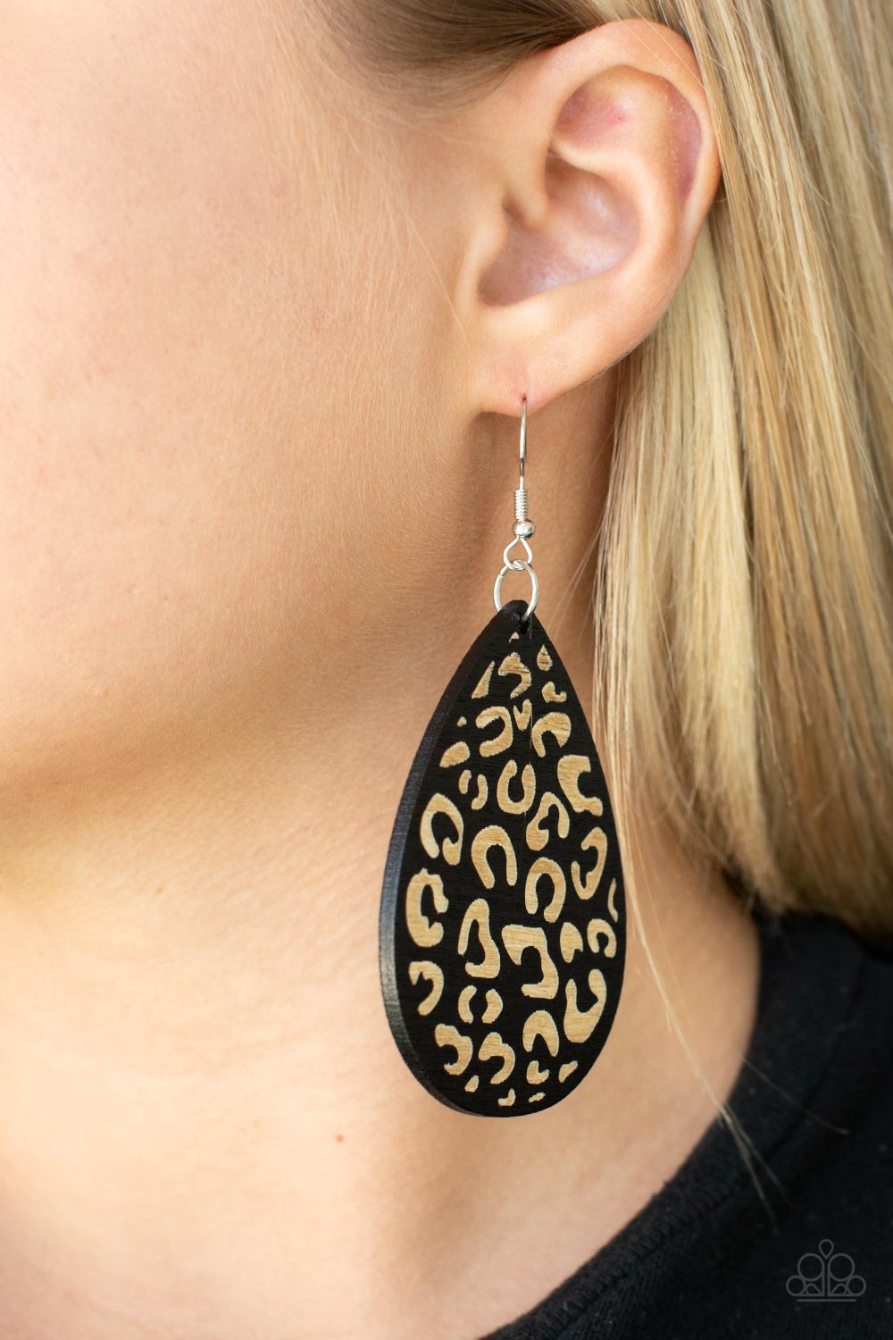Paparazzi ♥ Suburban Jungle - Black ♥ Earrings