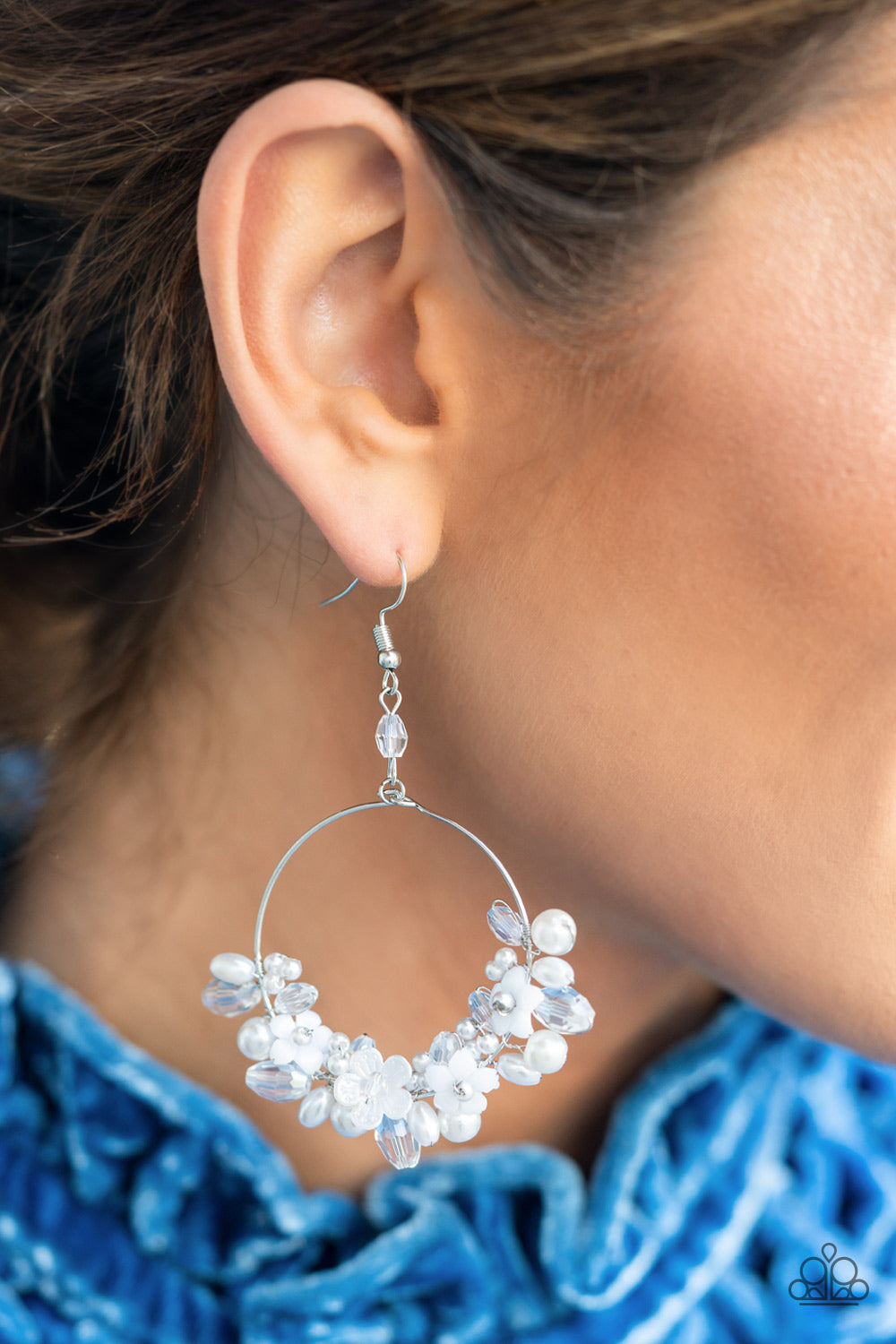 Paparazzi ♥ Floating Gardens - White ♥ Earrings