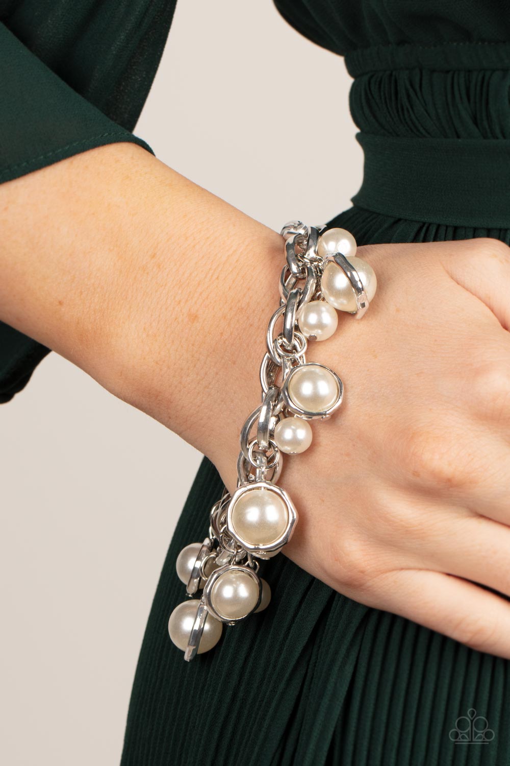 Paparazzi ♥ Orbiting Opulence - White ♥ Bracelet