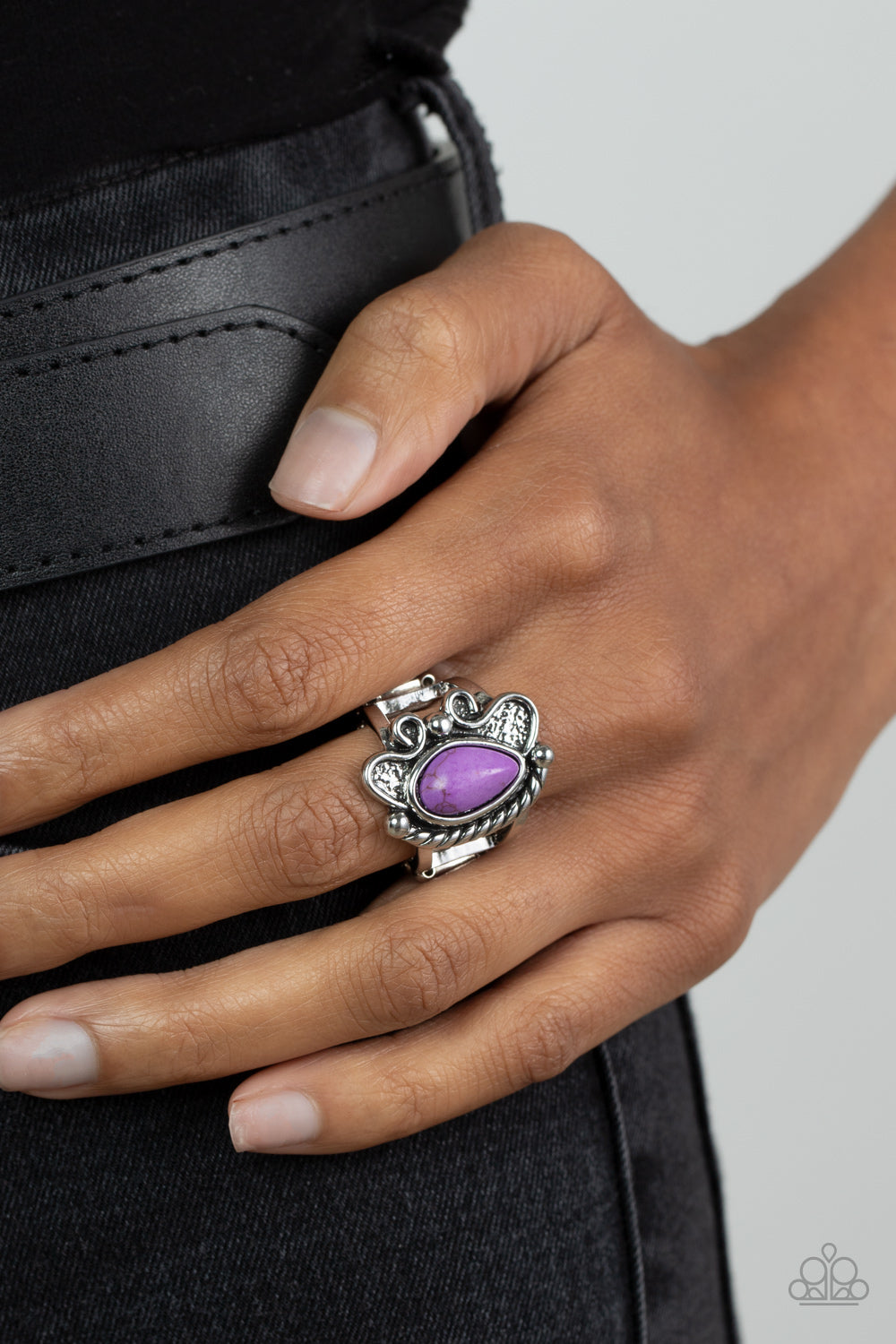 Paparazzi ♥ Mesa Meditation - Purple ♥ Ring