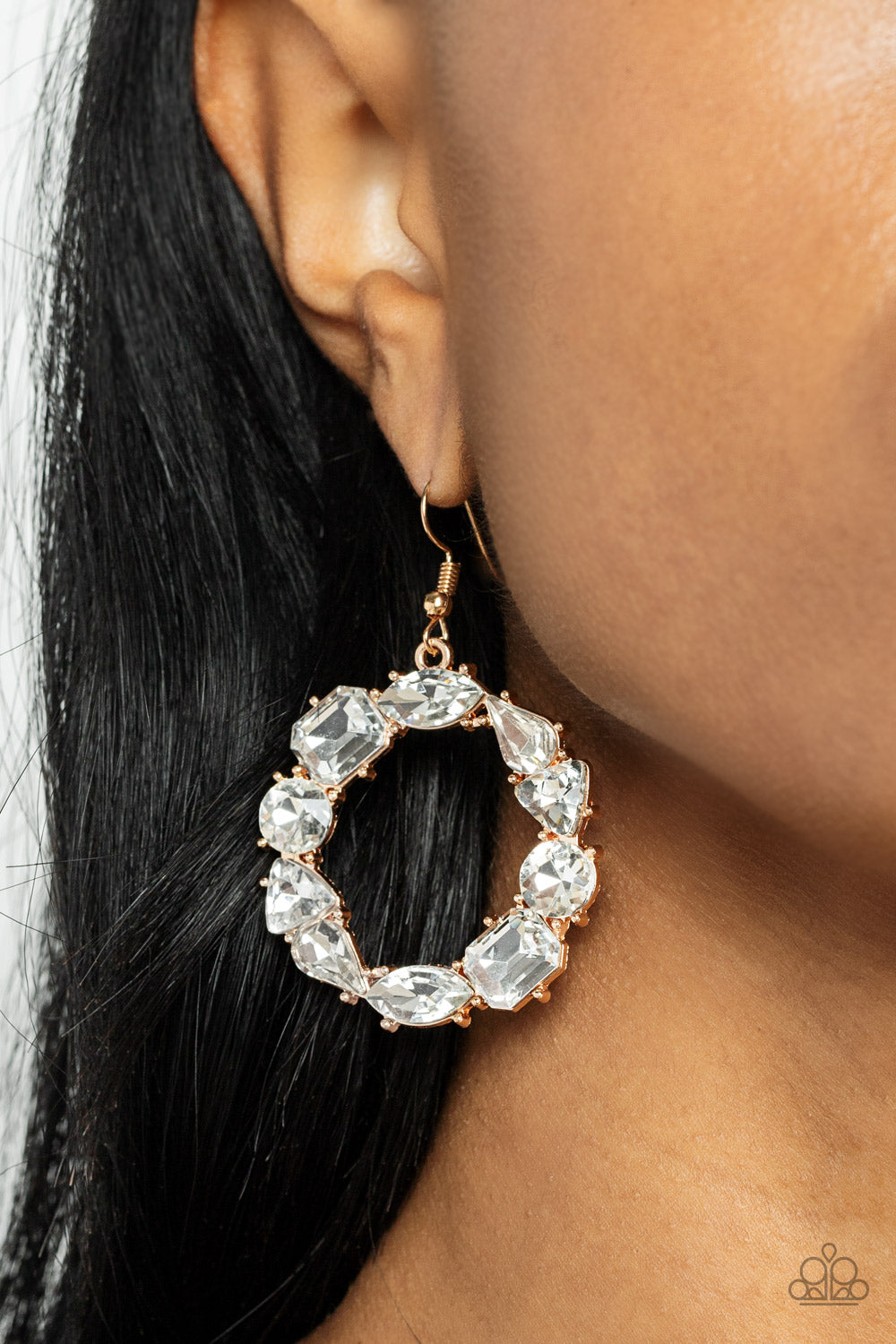 Paparazzi ♥ GLOWING in Circles - Gold ♥ Earrings