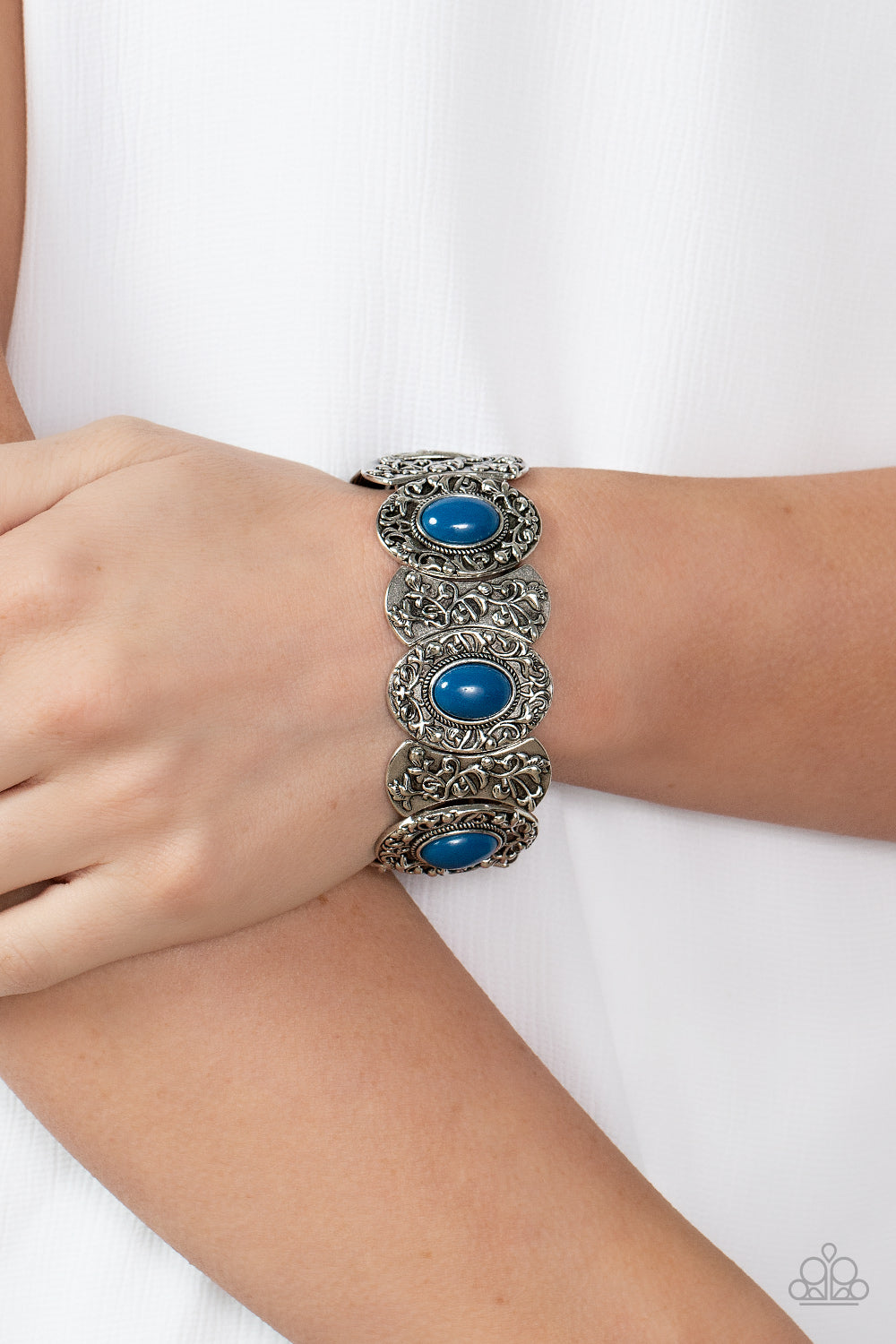 Paparazzi ♥ Versailles Vineyard - Blue ♥ Bracelet