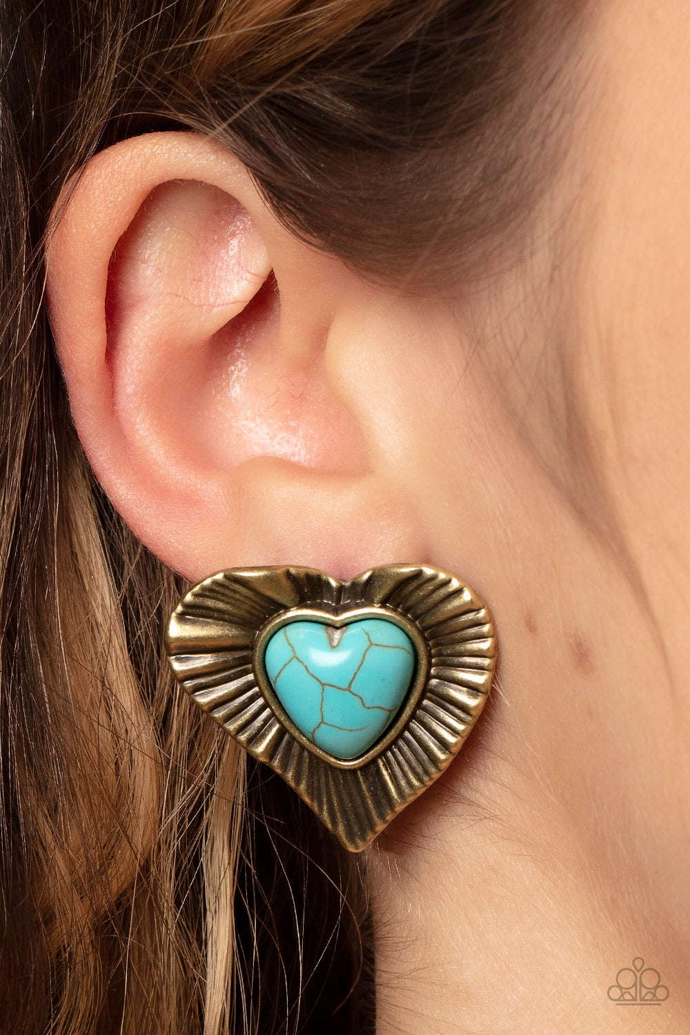 Paparazzi ♥ Rustic Romance - Brass ♥ Post Earrings