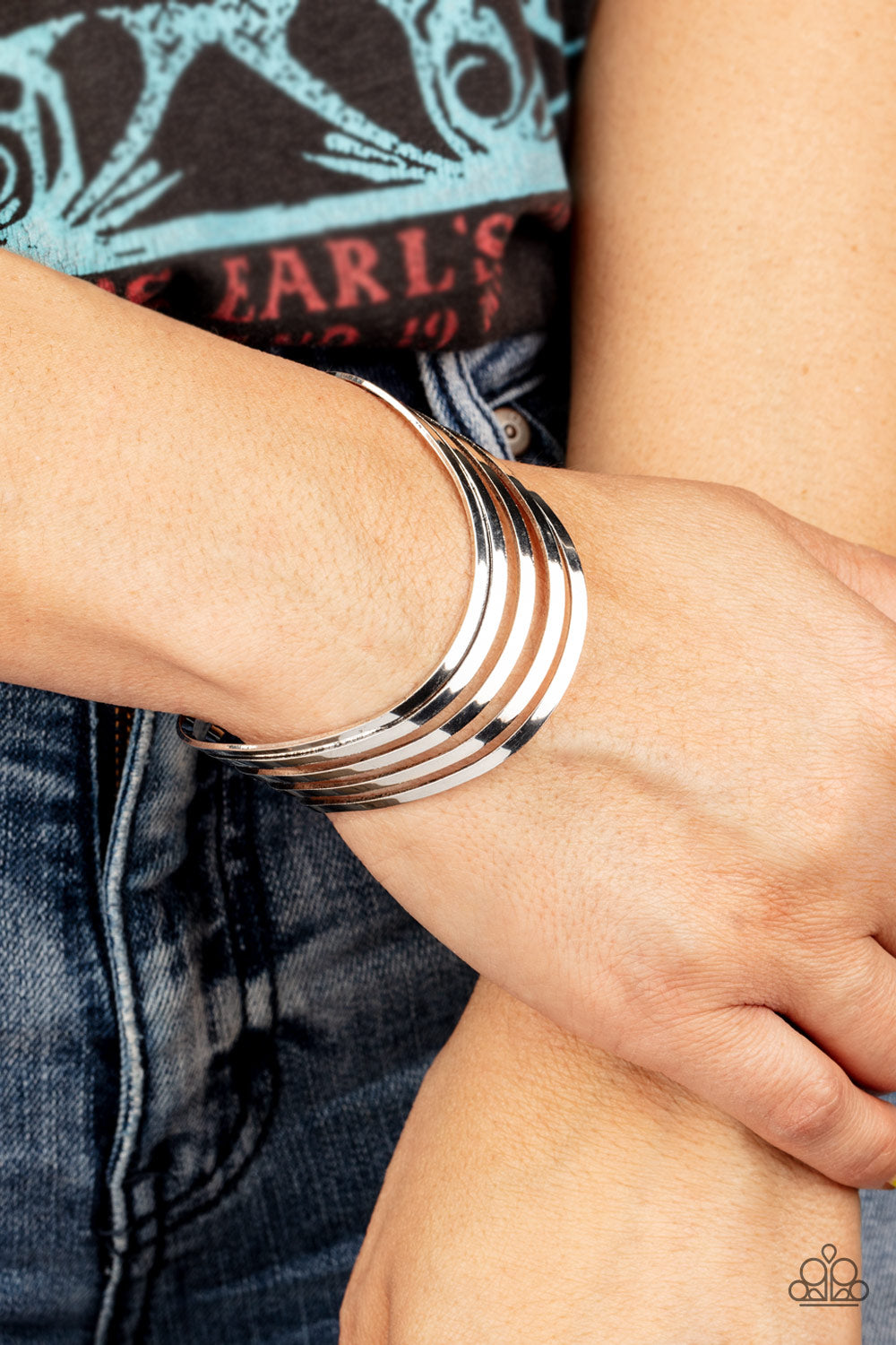 Paparazzi ♥ Tantalizingly Tiered - Silver ♥ Bracelet