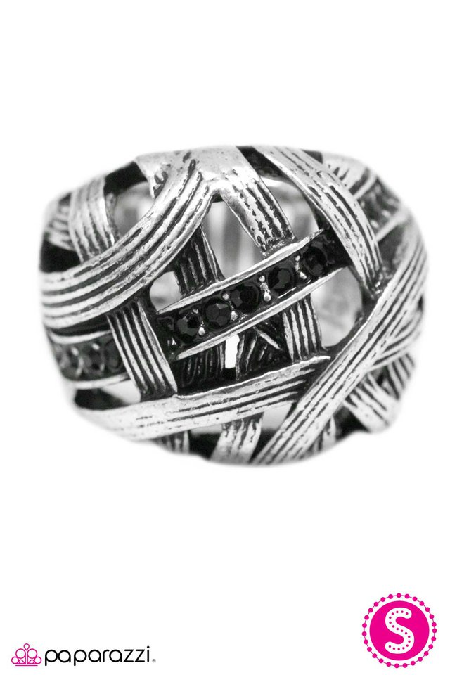 Paparazzi ♥ All Tied Up - Black ♥ Ring