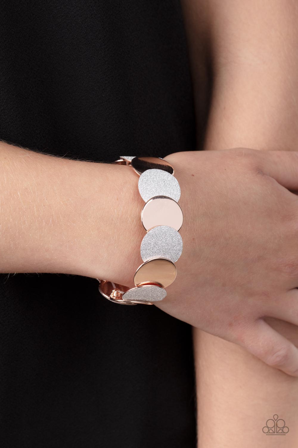Paparazzi ♥ Demurely Disco - Multi ♥ Bracelet