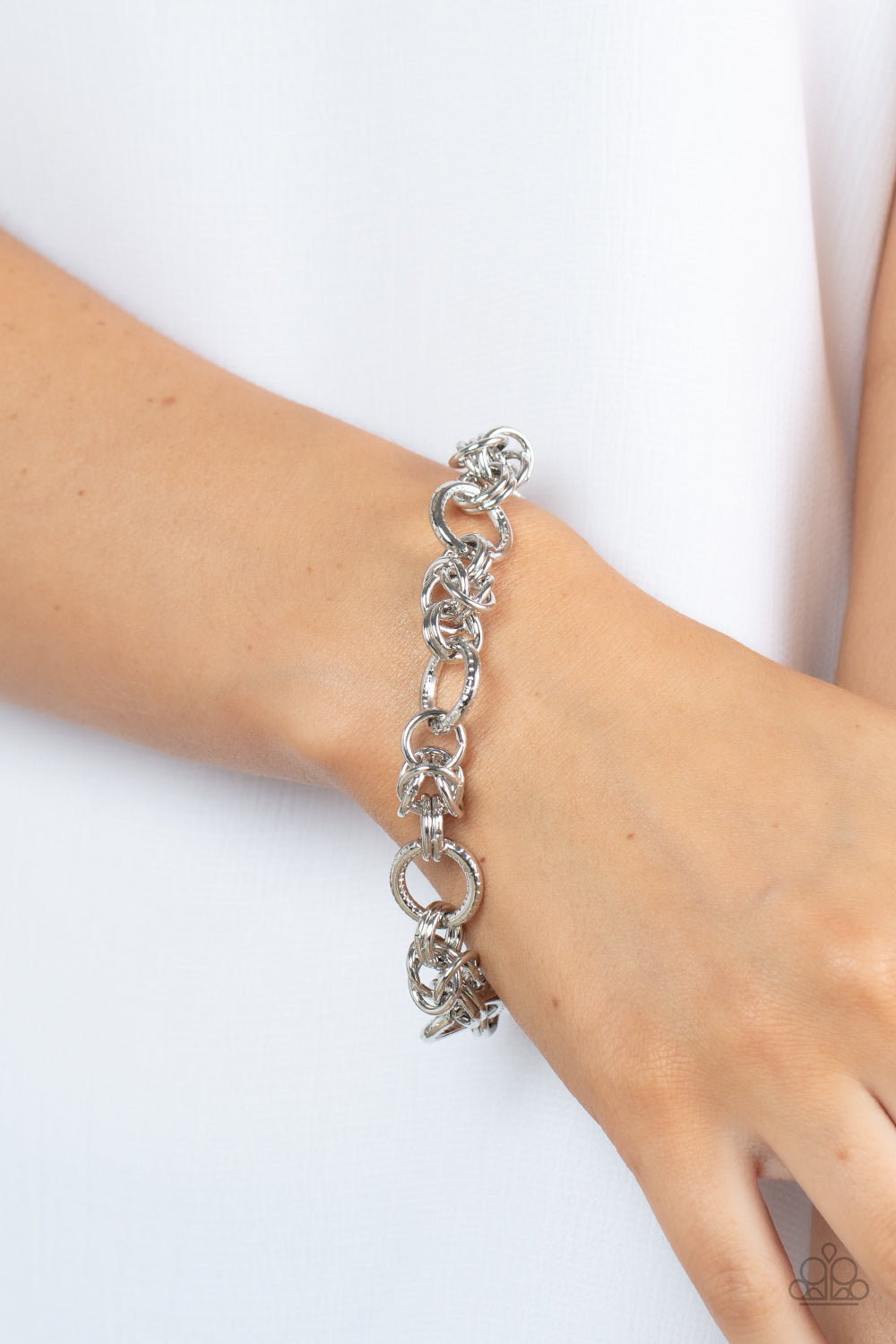 Paparazzi ♥ Big City Chic - Silver ♥ Bracelet