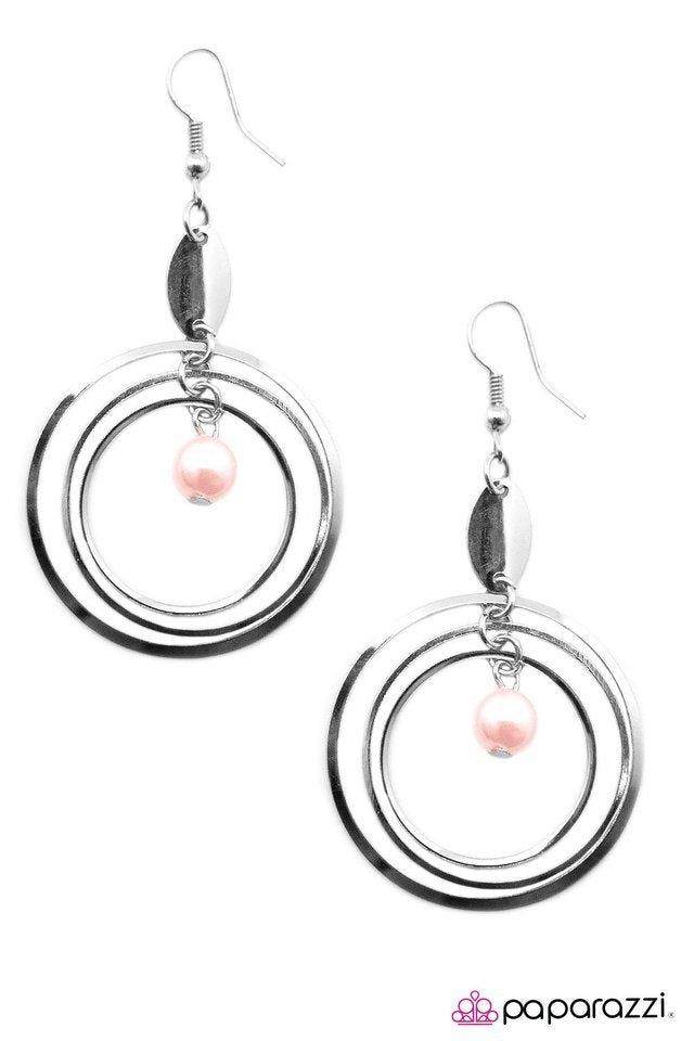 Paparazzi ♥ In The Zone - Pink ♥ Earrings