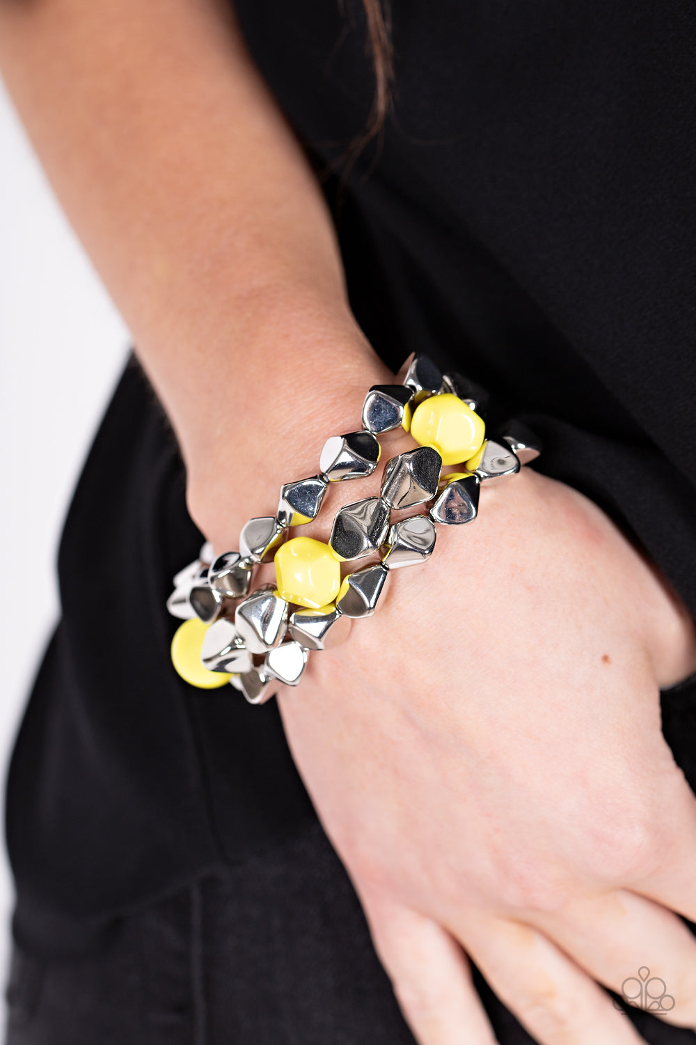 Paparazzi ♥ A Perfect TENACIOUS - Yellow ♥ Bracelet