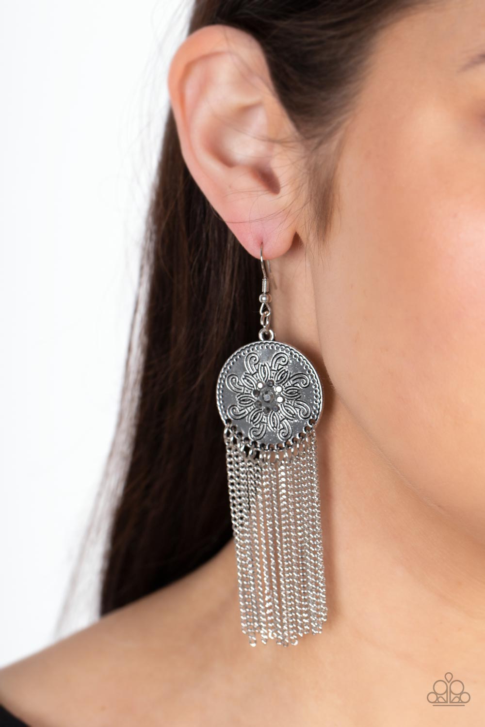 Paparazzi ♥ Fringe Control - Silver ♥ Earrings