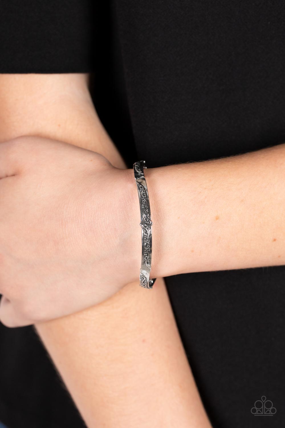 Paparazzi ♥ Very Vineyard - Silver ♥ Bracelet