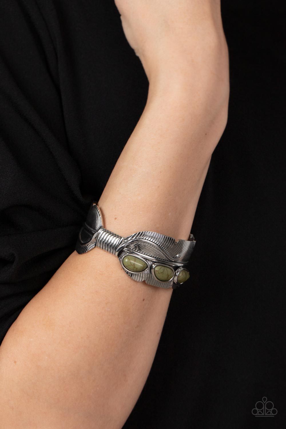 Paparazzi ♥ River Bend Relic - Green ♥ Bracelet