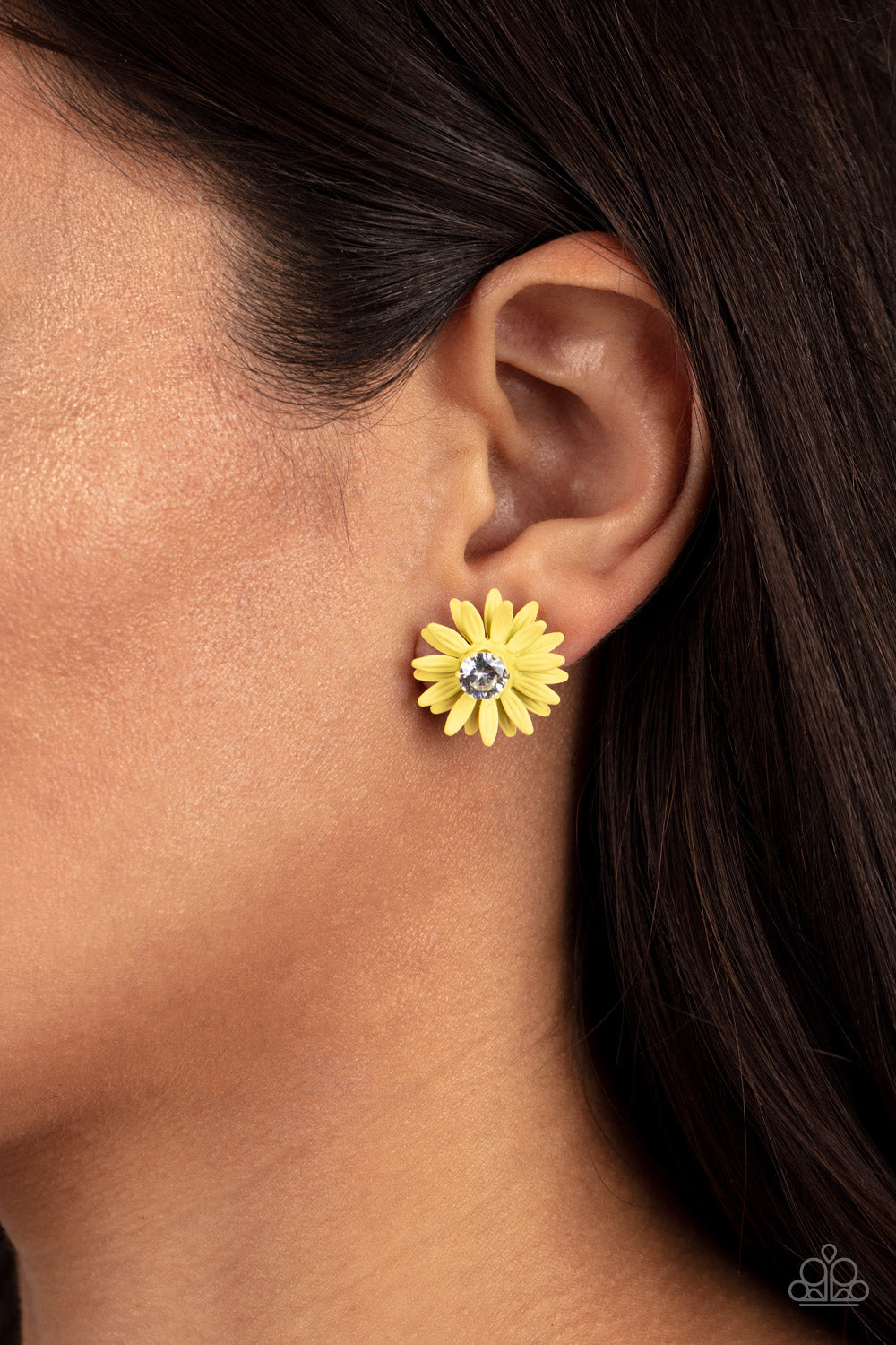 Paparazzi ♥ Sunshiny DAIS-y - Yellow ♥ Post Earrings