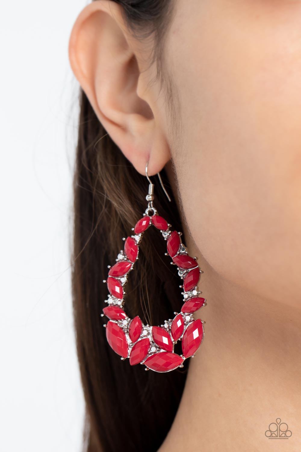 Paparazzi ♥ Tenacious Treasure - Red ♥ Earrings
