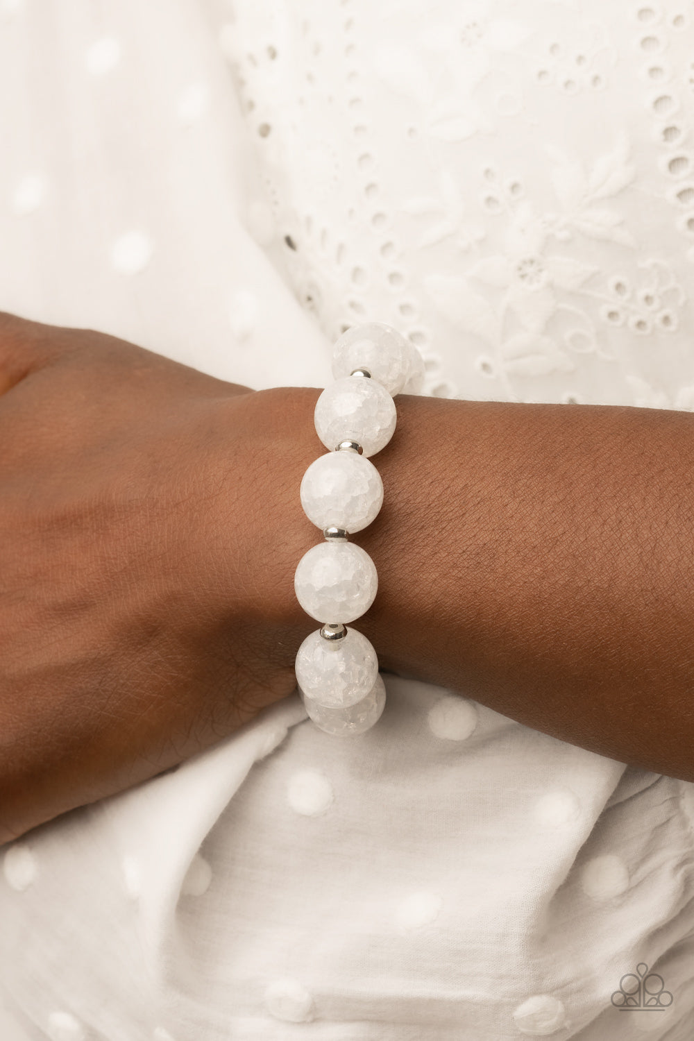 Paparazzi ♥ Arctic Affluence - White ♥ Bracelet